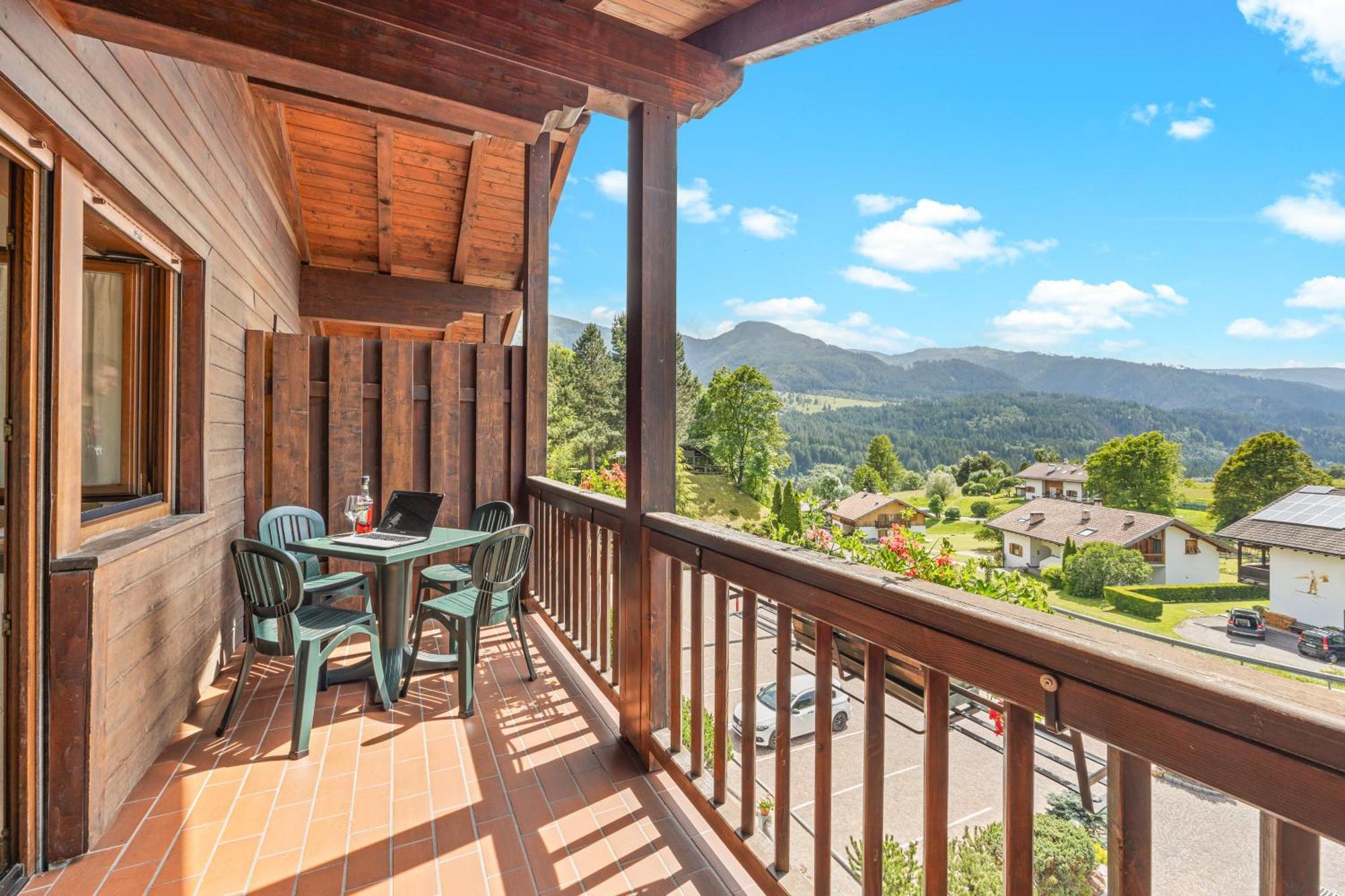 Aparthotel Des Alpes Cavalese Luaran gambar