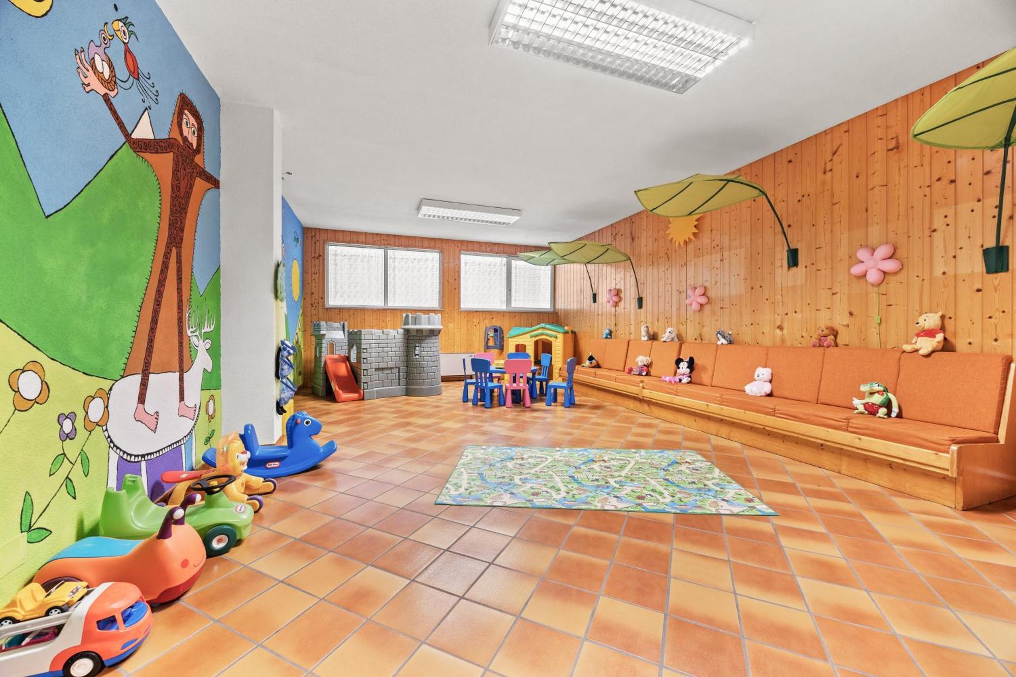 Aparthotel Des Alpes Cavalese Luaran gambar
