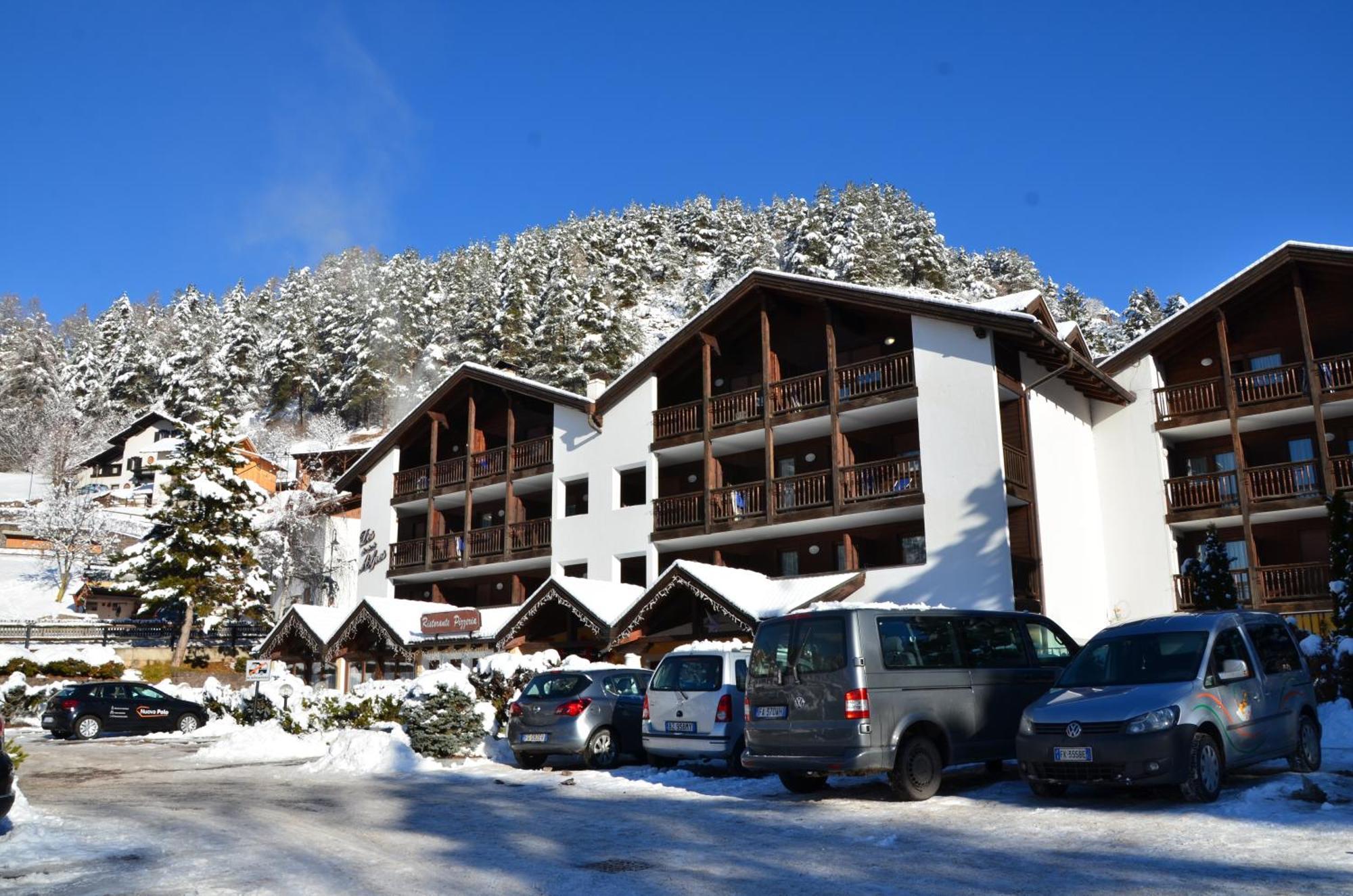 Aparthotel Des Alpes Cavalese Luaran gambar