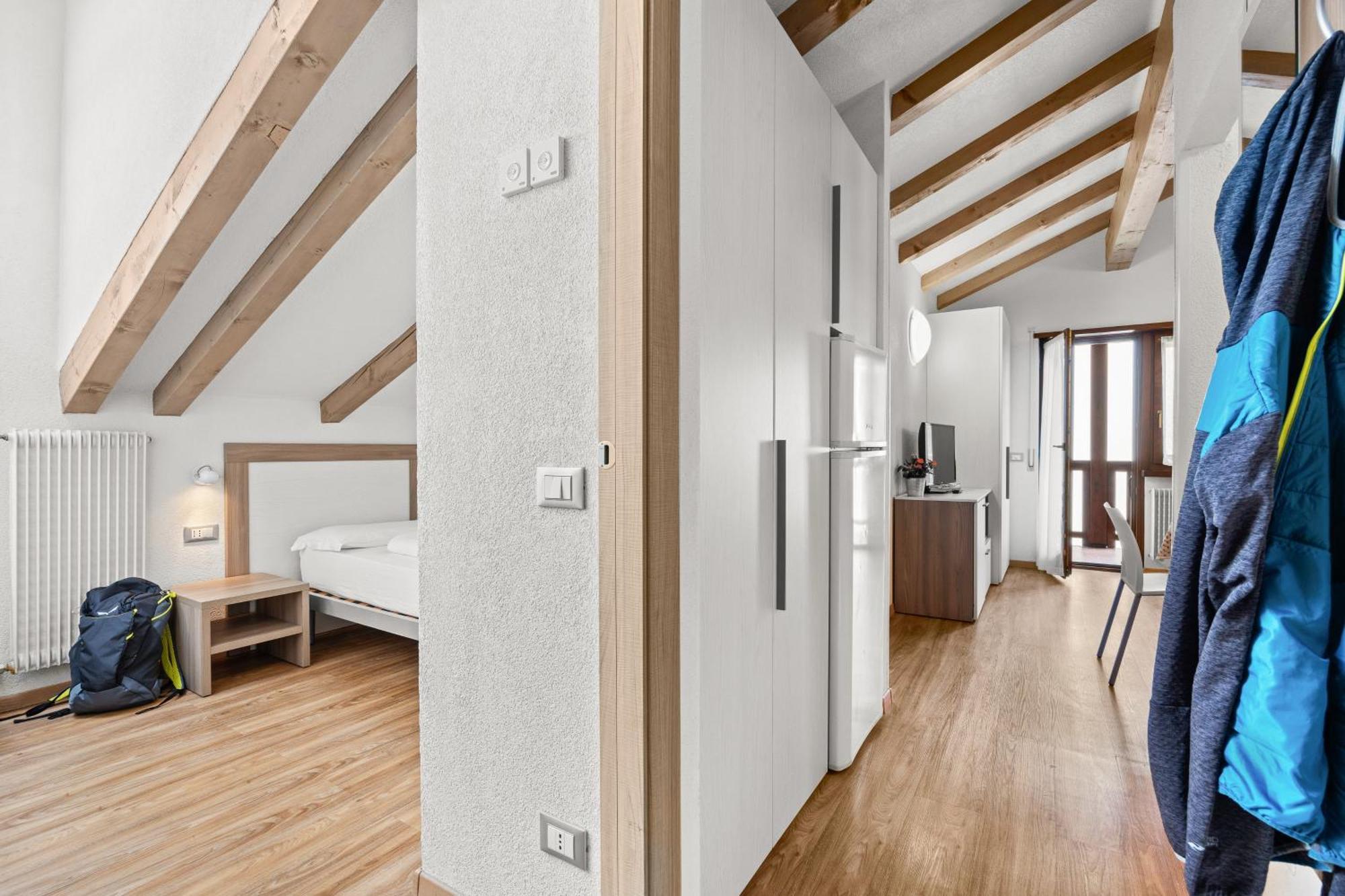 Aparthotel Des Alpes Cavalese Bilik gambar